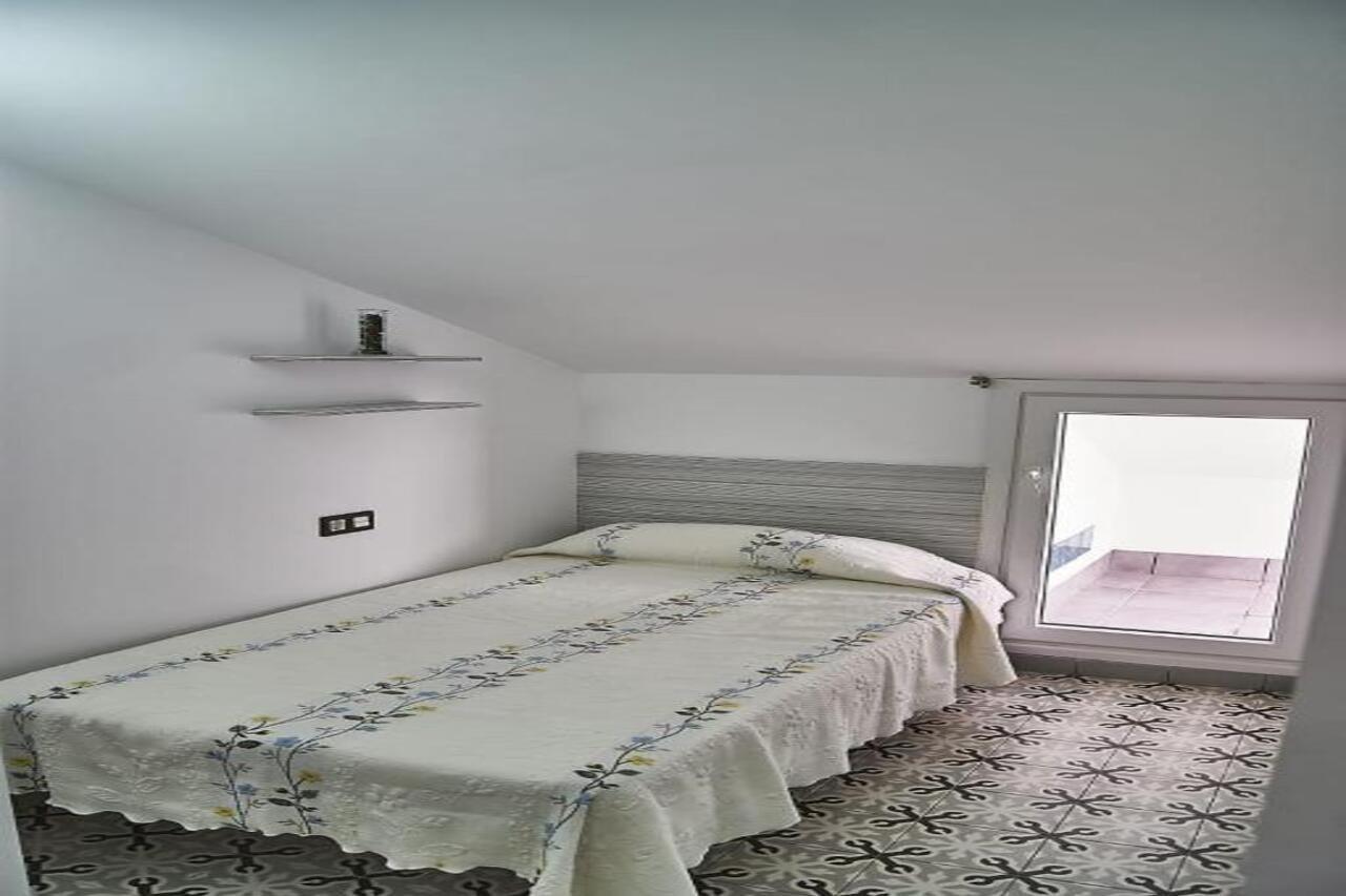 Hostal Restaurante La Nina Палос-де-ла-Фронтера Экстерьер фото