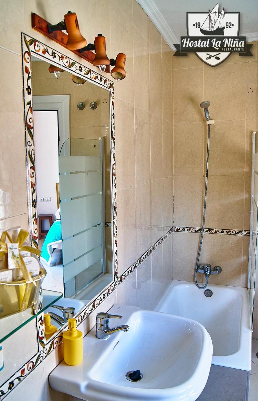 Hostal Restaurante La Nina Палос-де-ла-Фронтера Экстерьер фото